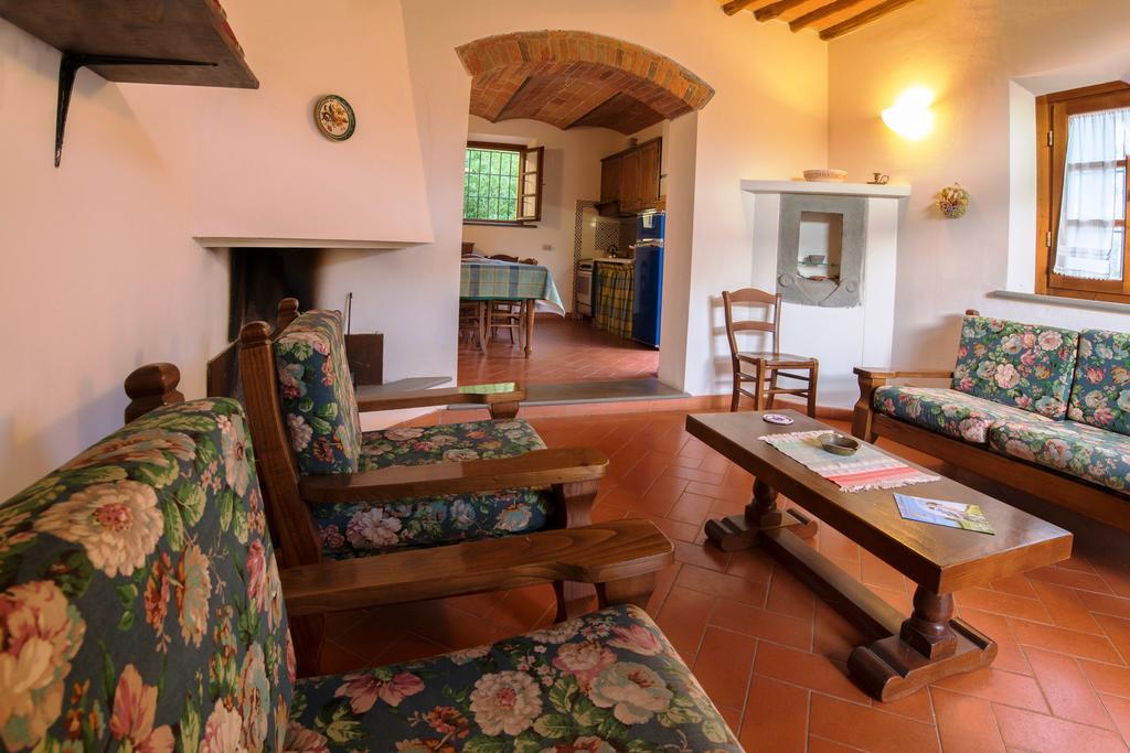 Agriturismo Poggio Al Tesoro Crespina Eksteriør bilde